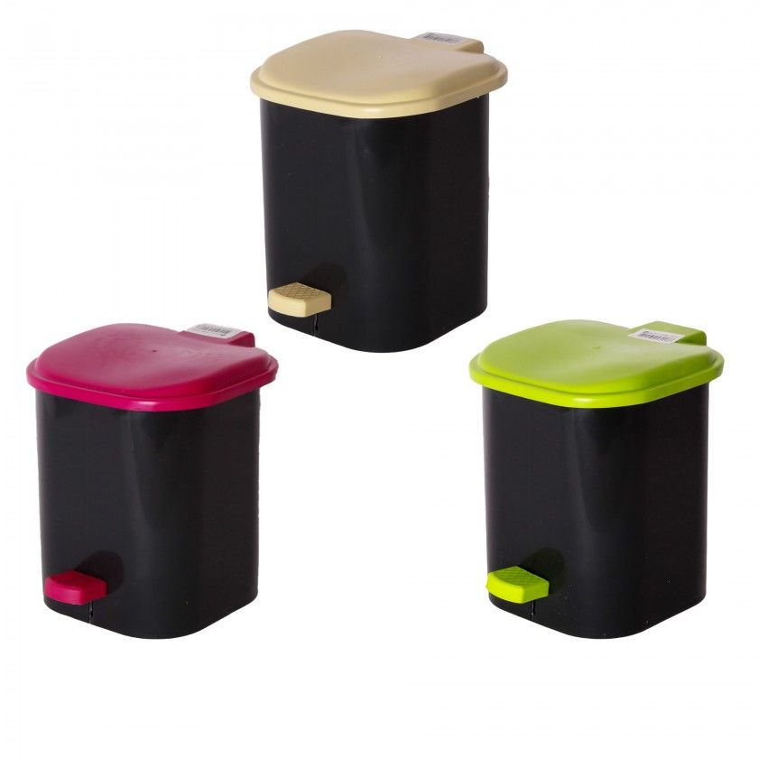 Balde com Pedal Plástico Quadrado Preto 7l 19X19X22.5cm Balde com Pedal Plástico Quadrado Preto 7l 19X19X22.5cm