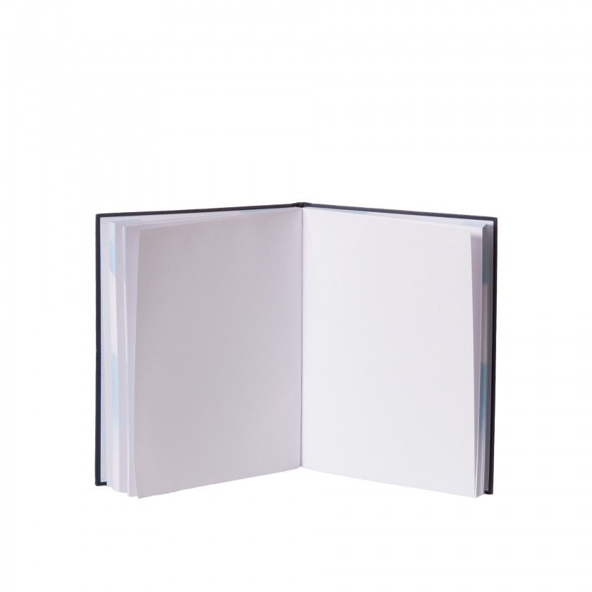 Livro 1/4 Liso 100 Folhas 171X215mm Livro 1/4 Liso 100 Folhas 171X215mm