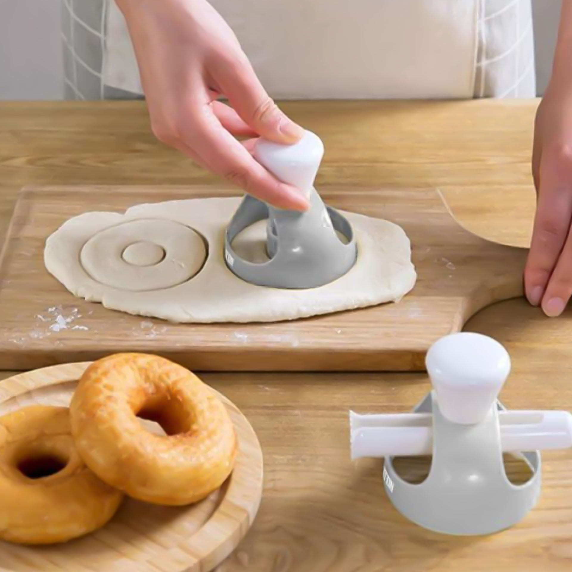 Corta Massa Rosquillas + Pinça 8X8.5cm