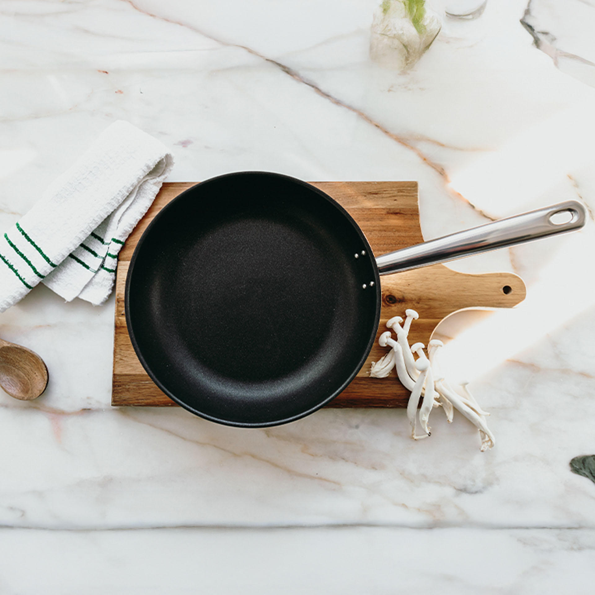 Frigideira Antiaderente Daily