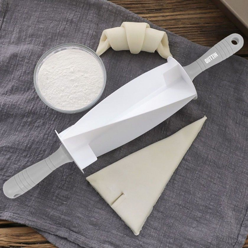 Rolo Corta Massa Croissant 38X6.5cm Rolo Corta Massa Croissant 38X6.5cm