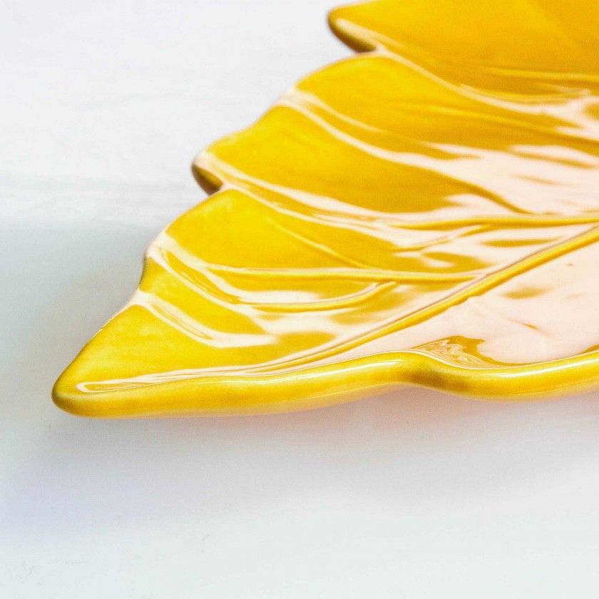 Travessa Folha Cerâmica 27X15cm Travessa Folha Cerâmica 27X15cm