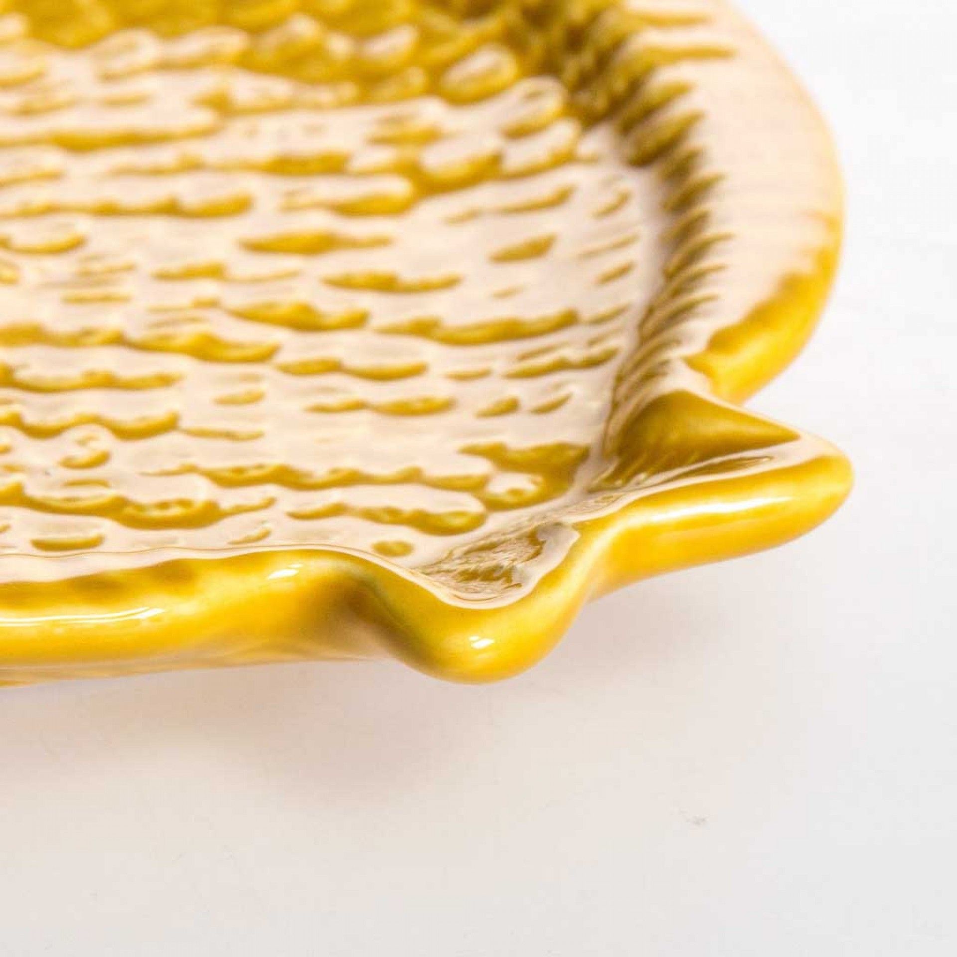 Prato Raso Peixe Cerâmica 25cm