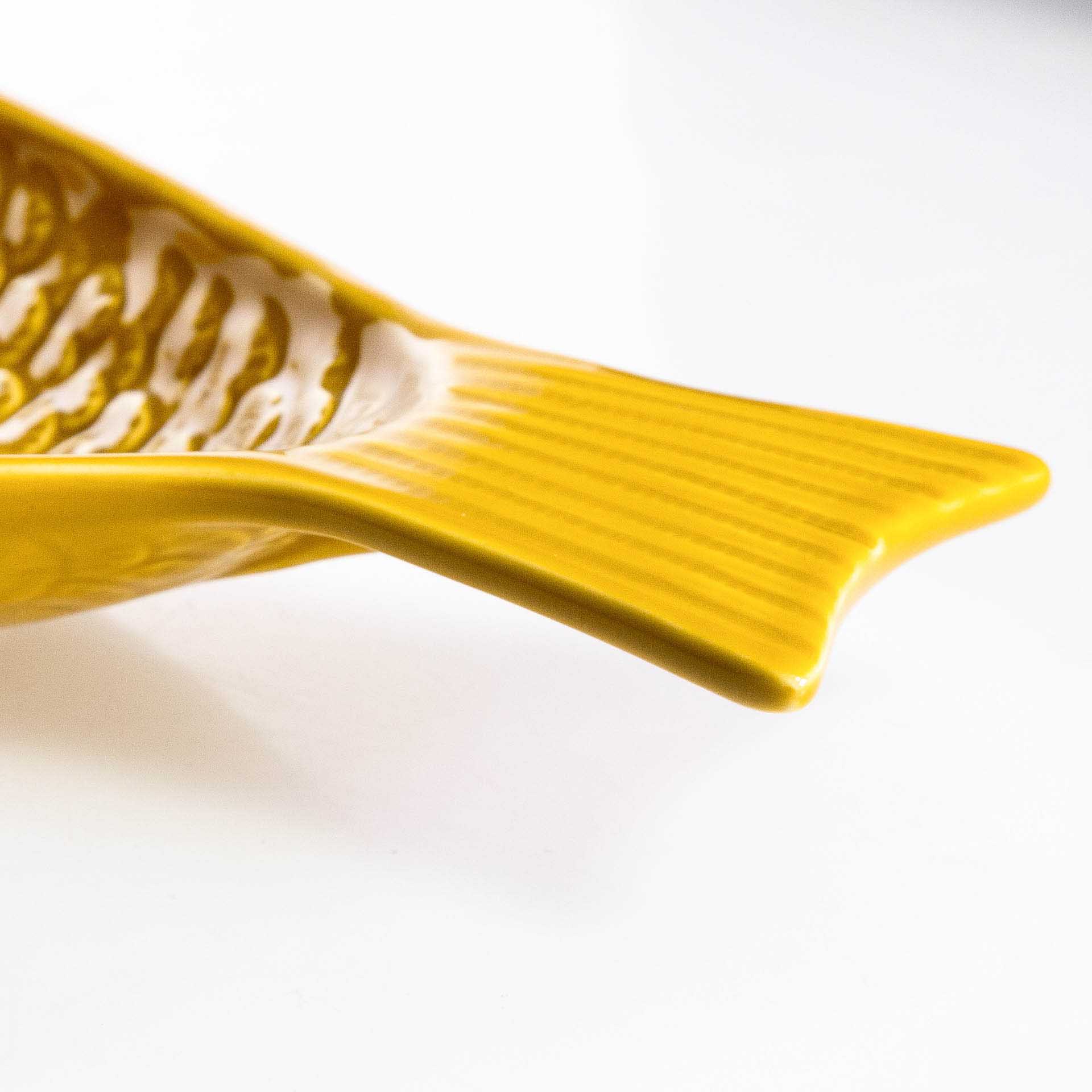 Travessa Peixe Cerâmica 44X23cm