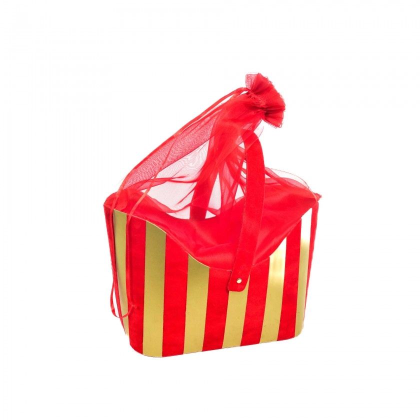Cesta Natal com Bolsa Tule 43X29X27cm Cesta Natal com Bolsa Tule 43X29X27cm