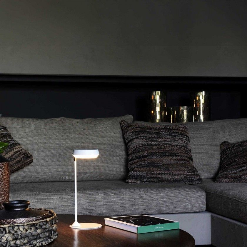 Candeeiro Mesa Mirai Branco 10X3X28.6cm