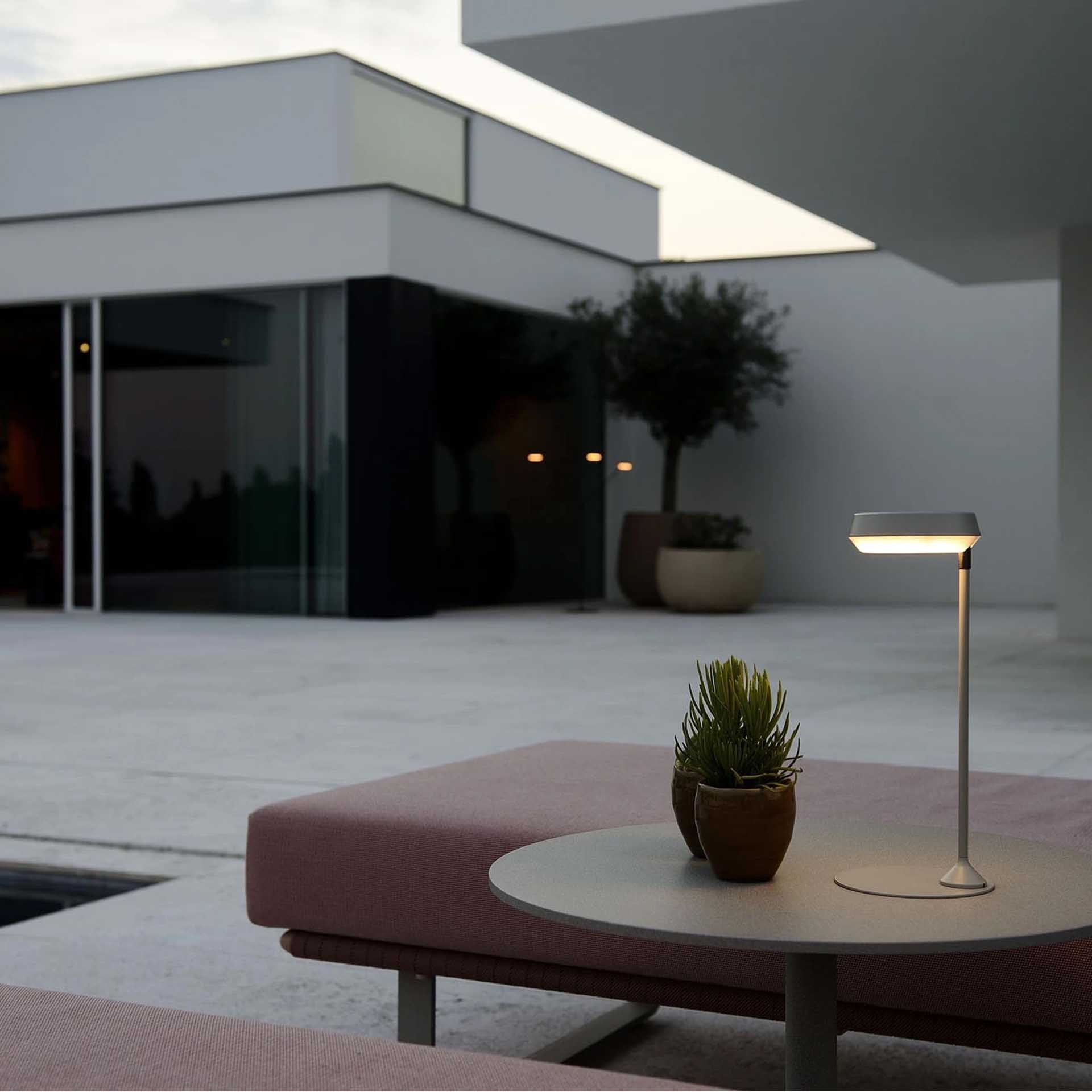 Candeeiro Mesa Mirai Branco 10X3X28.6cm
