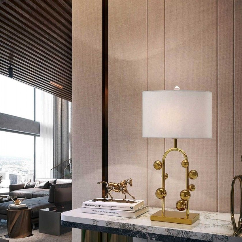 Candeeiro Mesa com Abatjour Tiazol Dourado 40X22X66cm