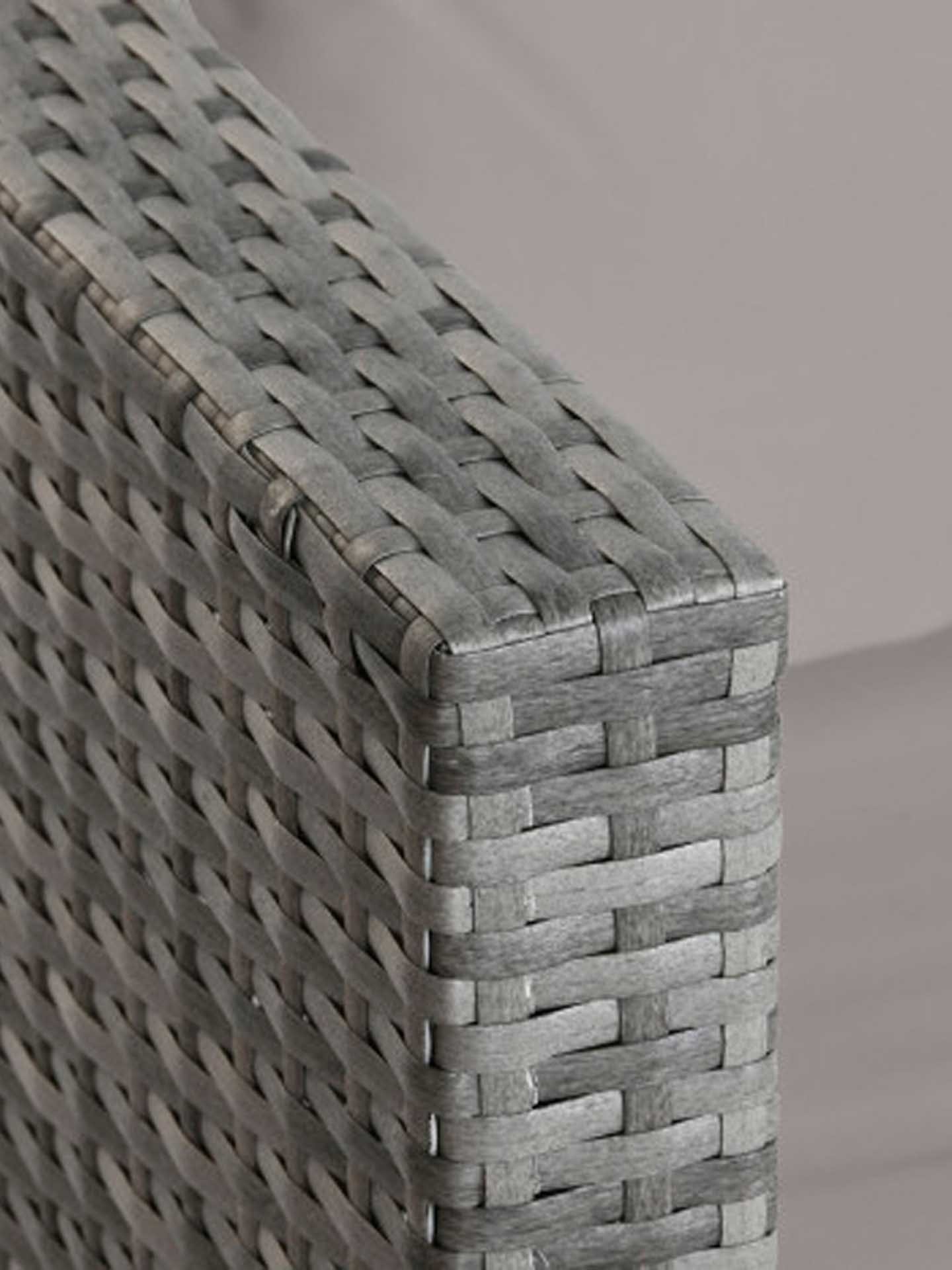 Conjunto Sofá Rattan + Mesa Apoio 195X130X62cm