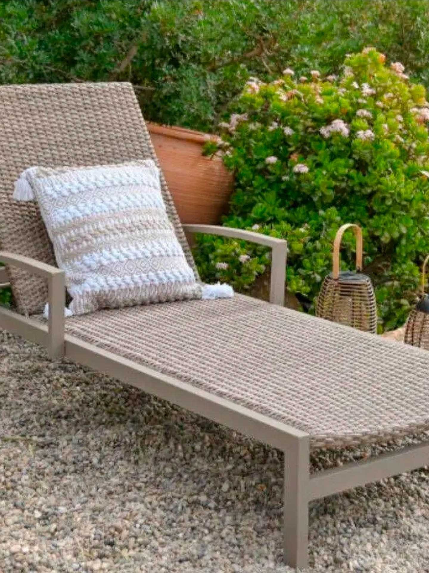 Espreguiçadeira Rattan / Alumínio 195X78X30cm