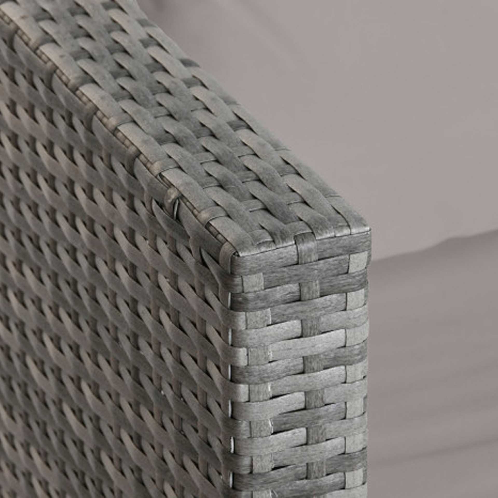 Conjunto Sofá Rattan + Mesa Apoio 195X130X62cm