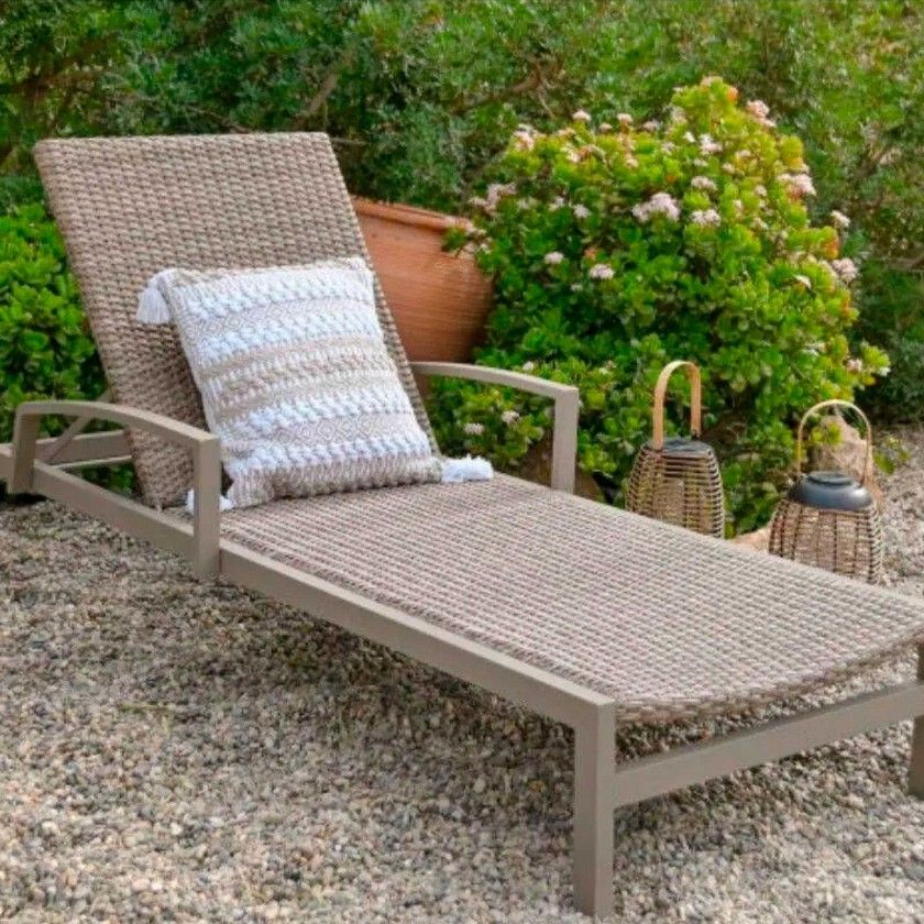 Espreguiçadeira Rattan / Alumínio 195X78X30cm Espreguiçadeira Rattan / Alumínio 195X78X30cm