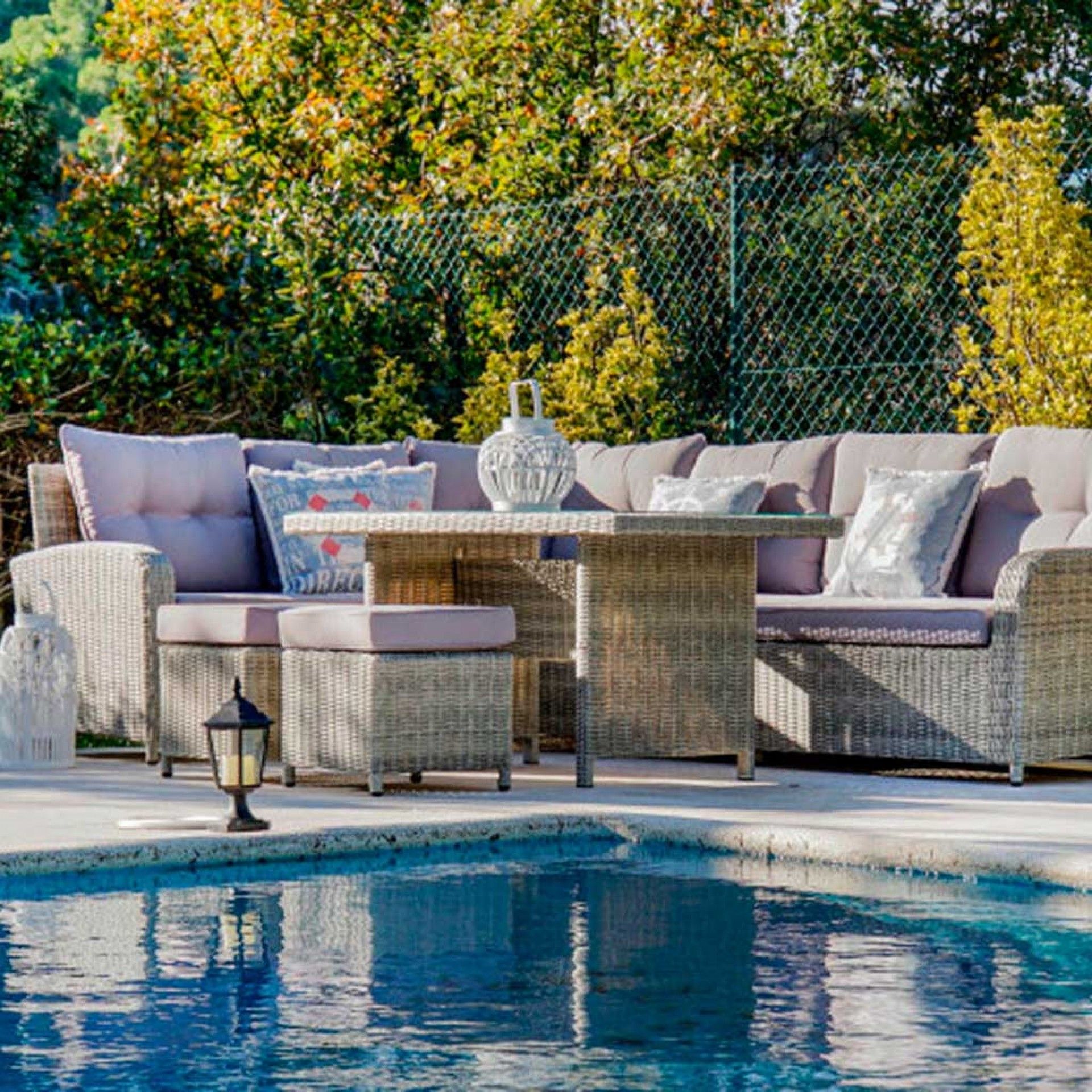 Conjunto 2 Sofás Rattan + 2 Bancos + Mesa Central 267X204X90cm