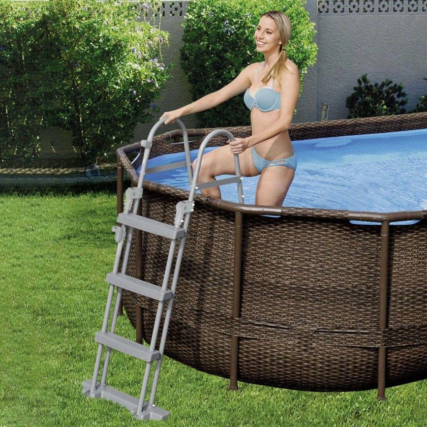 Escada Piscina 107CM