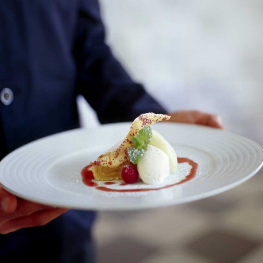 Travessa Porcelana Suite Oval 39X19X4cm Travessa Porcelana Suite Oval 39X19X4cm