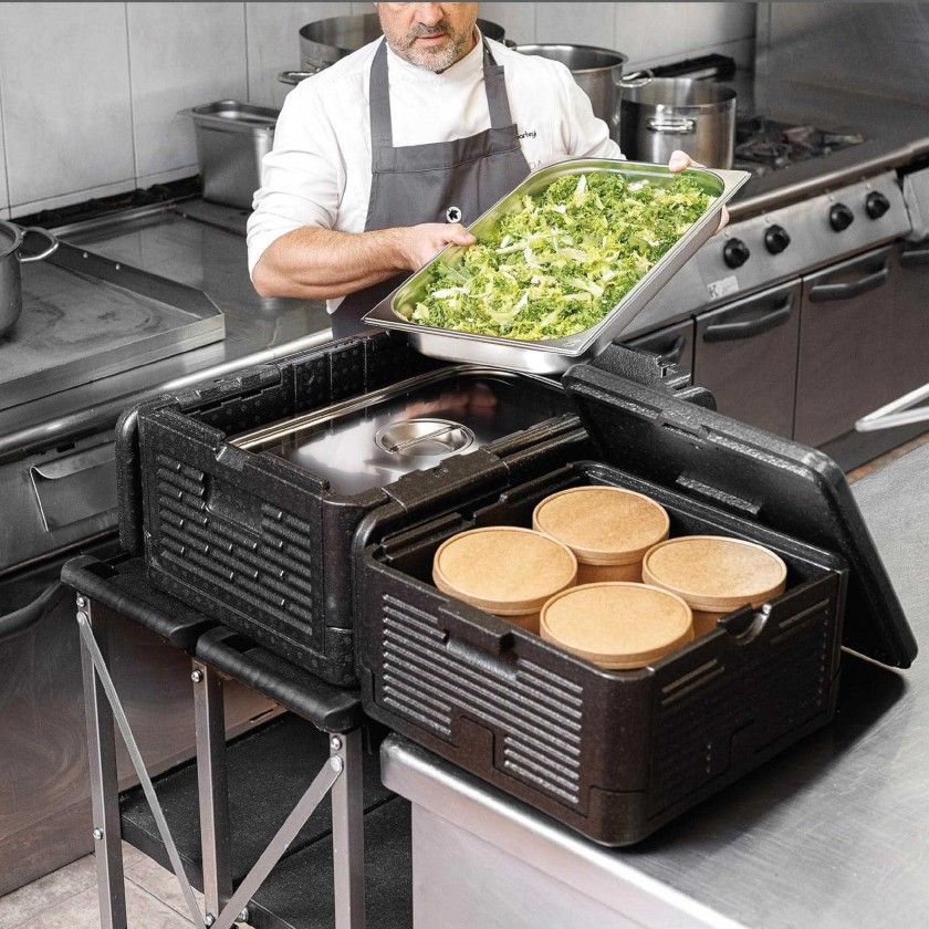 Caixa Isotérmica Temple 18L 38X38X22cm Caixa Isotérmica Temple 18L 38X38X22cm