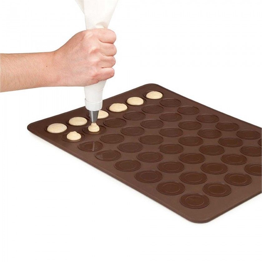 Molde Macarons Silicone Castanho 39X29cm