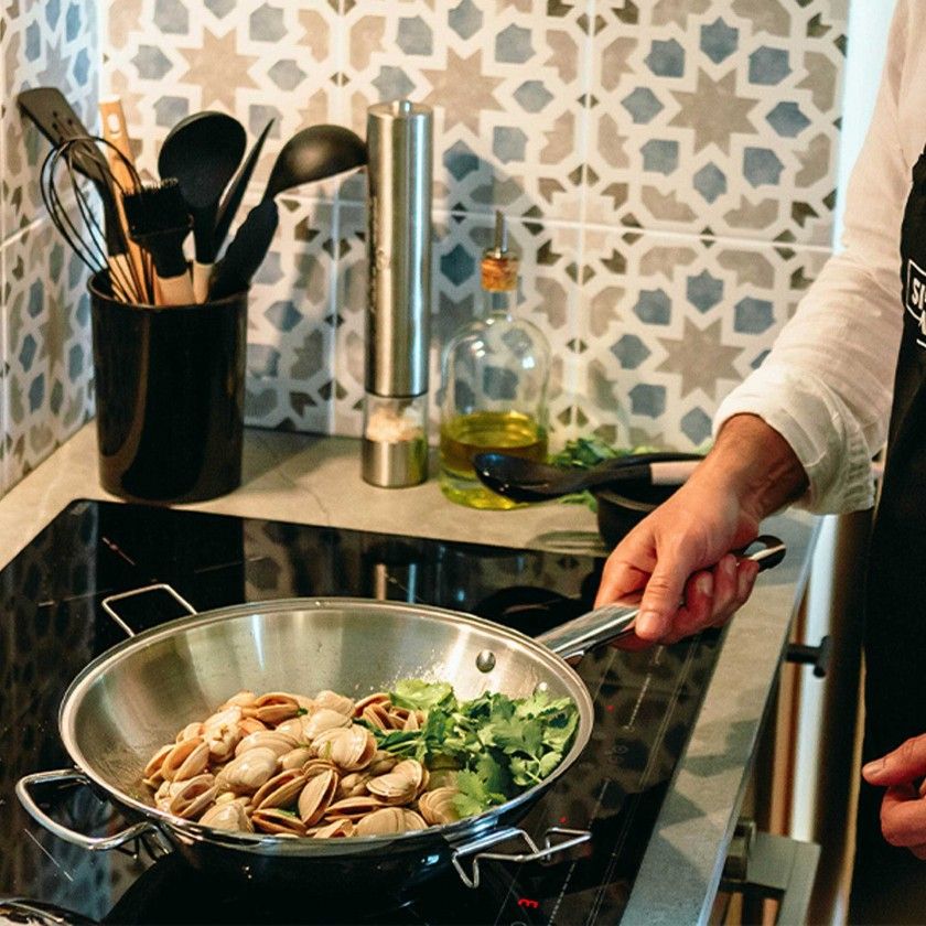 Faro Cataplana + Wok Ø28Cm 3.4L Faro Cataplana + Wok Ø28Cm 3.4L