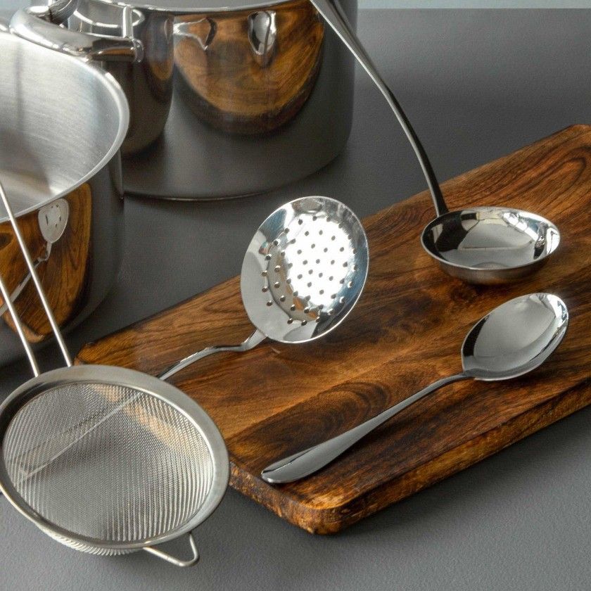 Faqueiro Marte Inox com Estojo 130 Peças Faqueiro Marte Inox com Estojo 130 Peças