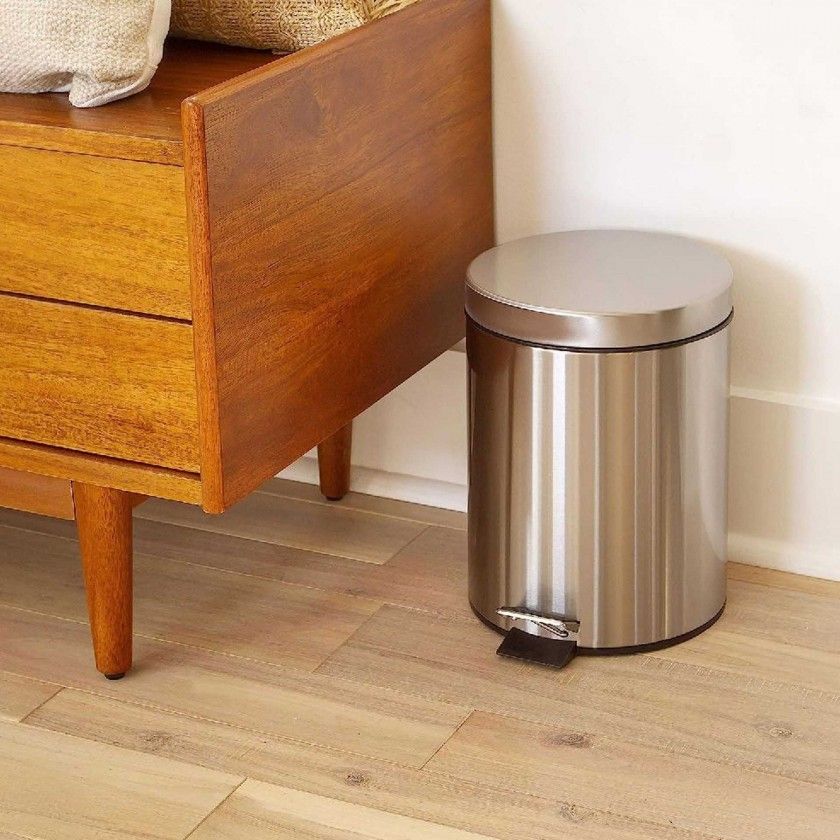 Balde Lixo Inox com Pedal 20l 29.2X29.2X44cm Balde Lixo Inox com Pedal 20l 29.2X29.2X44cm