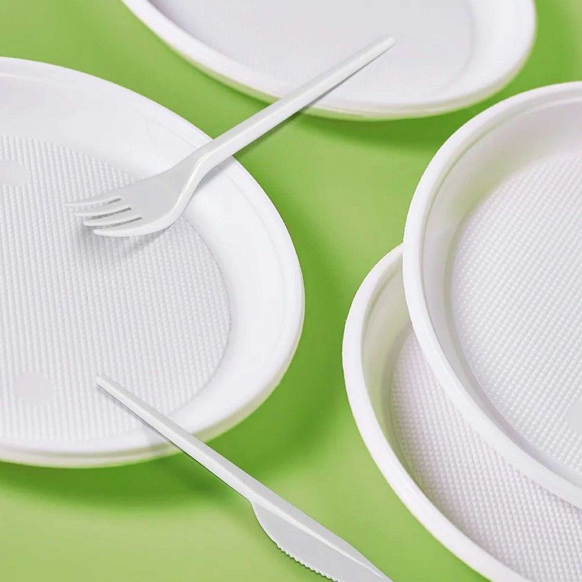 Prato Plástico Reutilizável Raso Branco 17cm Pack 25 Prato Plástico Reutilizável Raso Branco 17cm Pack 25