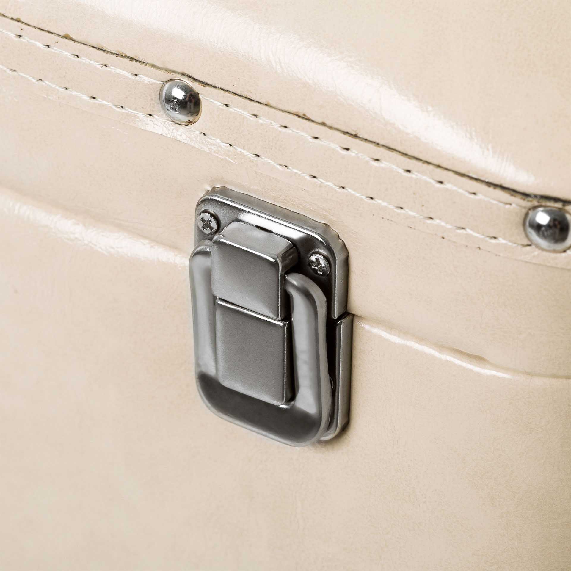 Banco Com Arrumação Natural