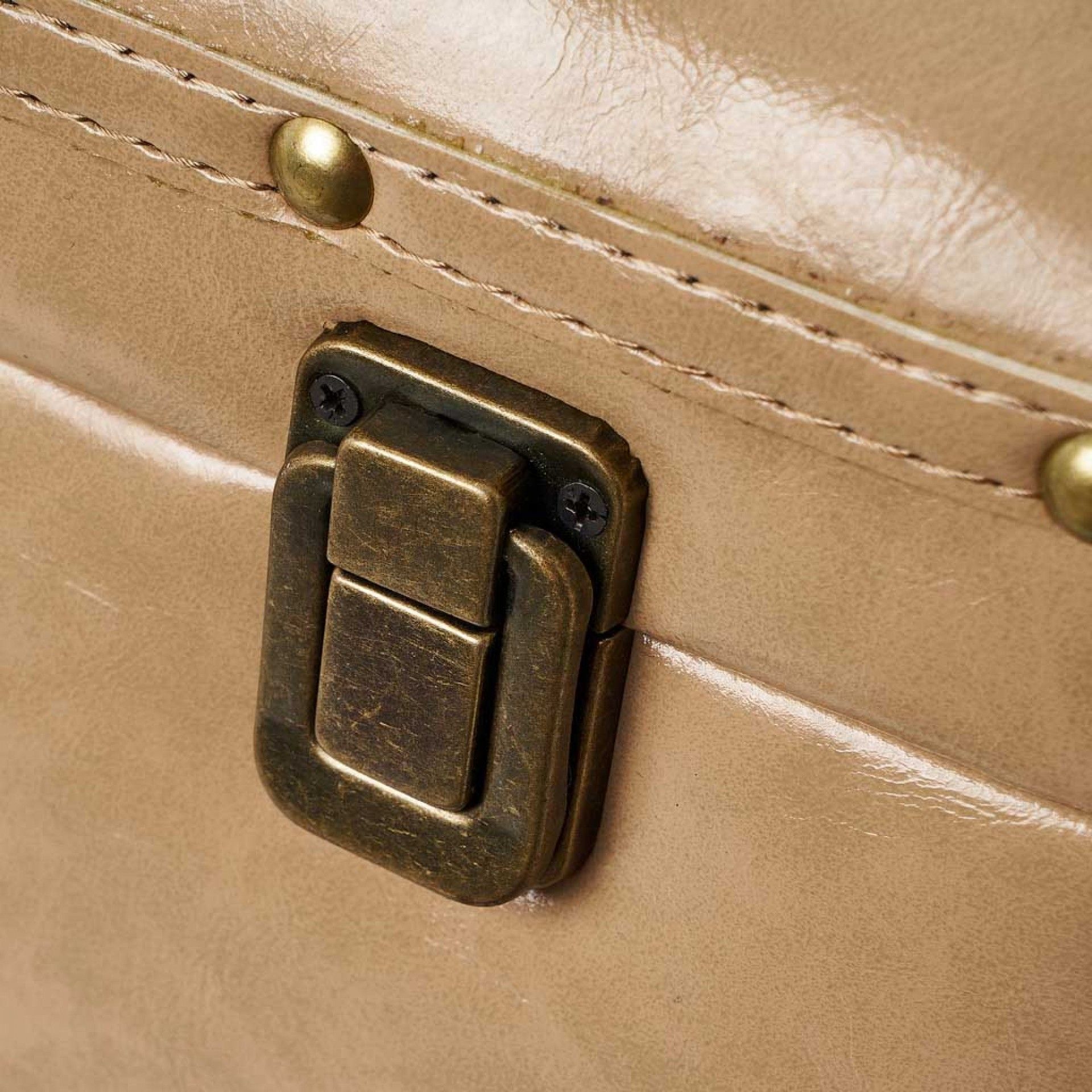 Banco Com Arrumação Bege