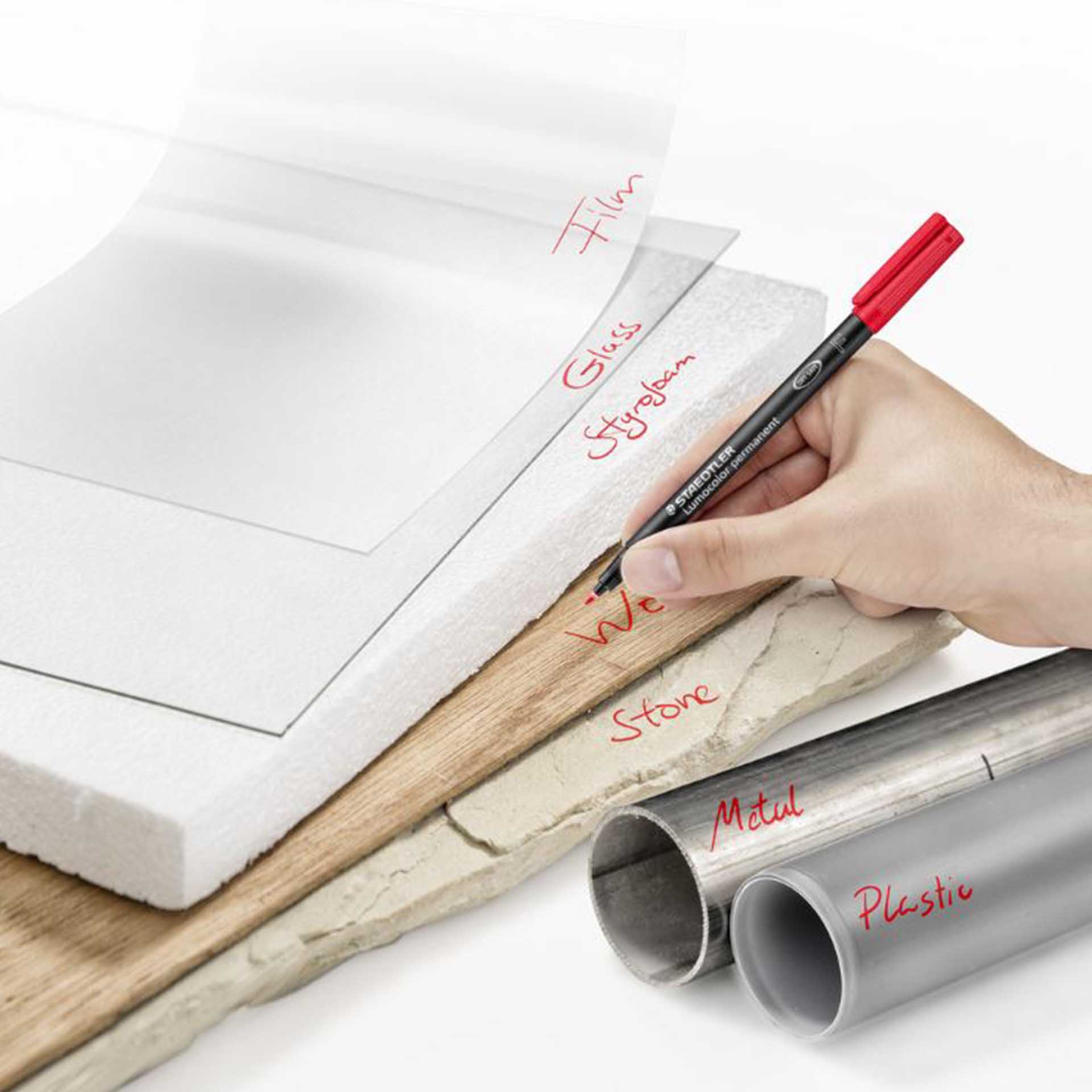 Caneta Permanente Staedtler Preto 0.6mm