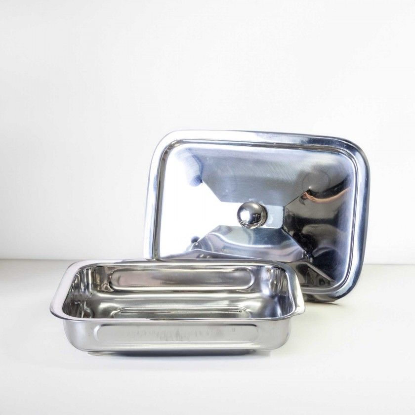 Assadeira Inox com Tampa 30cm Assadeira Inox com Tampa 30cm