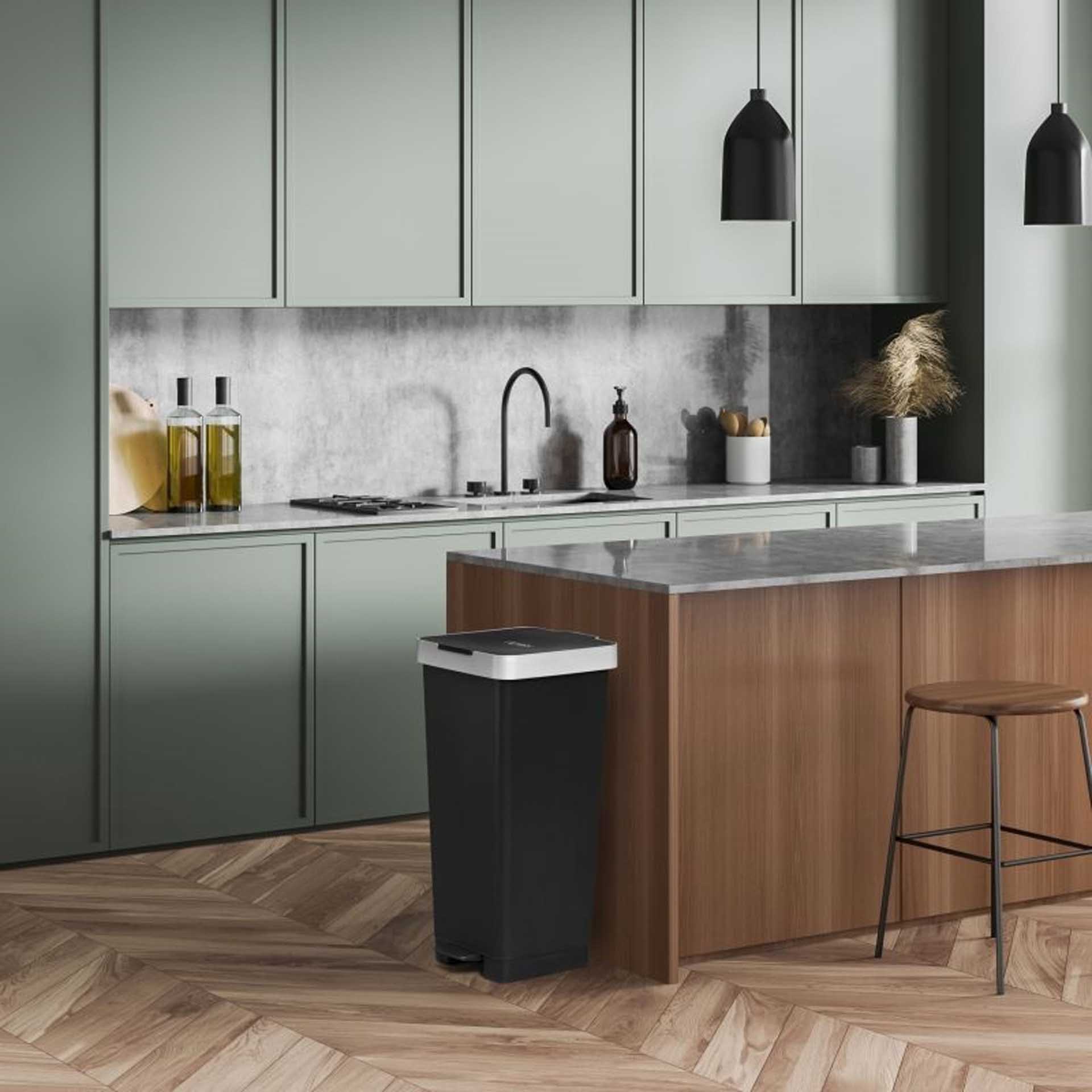 Balde Lixo com Pedal Smart 40L 33X31X67cm