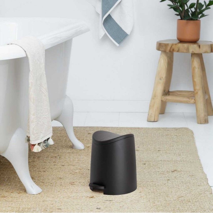 Balde WC com Pedal Standard 3l 19X21.8X22.1cm Balde WC com Pedal Standard 3l 19X21.8X22.1cm