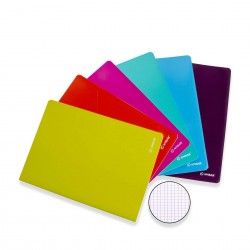 Caderno Agrafado School Capa Colorida A4 60 Folhas Quadriculado
