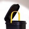Balde Lixo Eco Preto com Base / Aro Amarelo 30l 49X24.5X34cm
