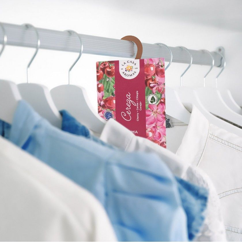 Saqueta Perfumada Armário 100ml Saqueta Perfumada Armário 100ml