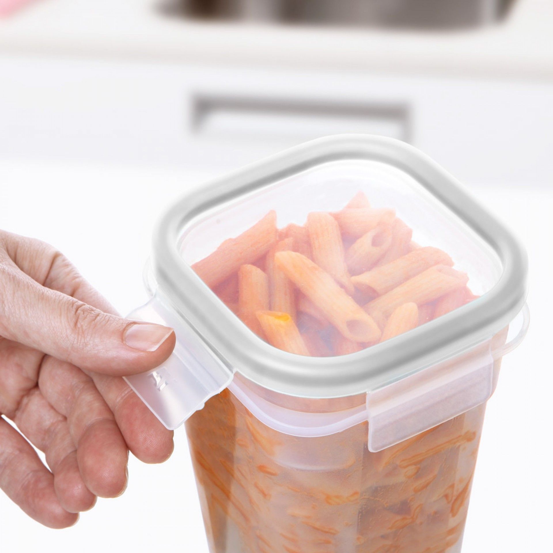 Caixa Hermética Tatay Clip Safe Quadrada 700ml 10.8X10.8X12.2CM