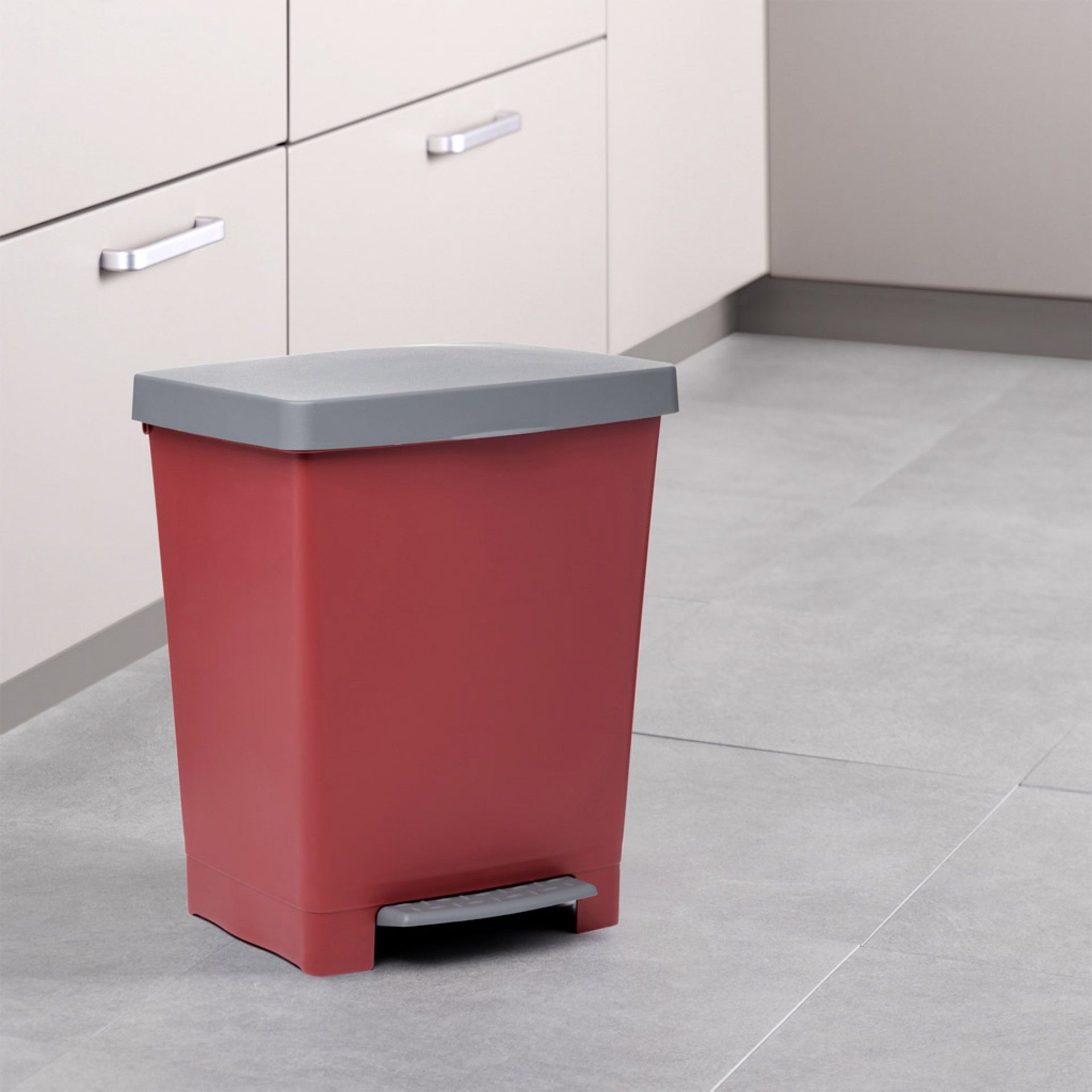 Balde Lixo com Pedal Cubik Bordeaux 23L 33.5X30X39CM