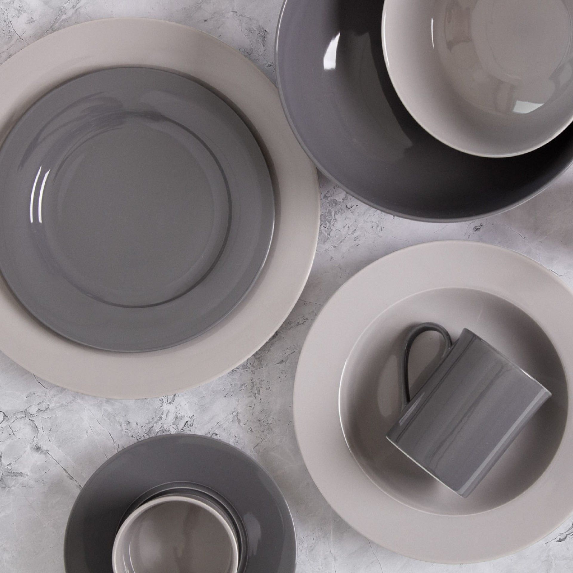 Prato Sopa Cinza Ø22.5CM