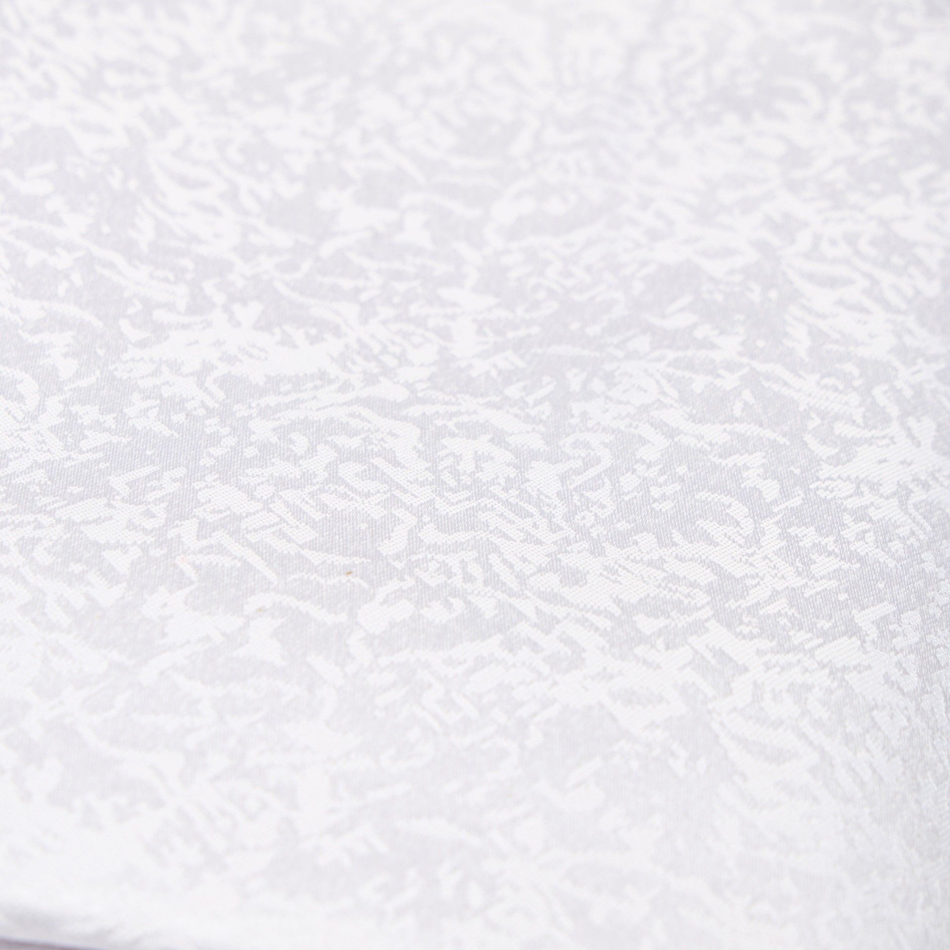 Toalha Mesa Branco 150x150cm