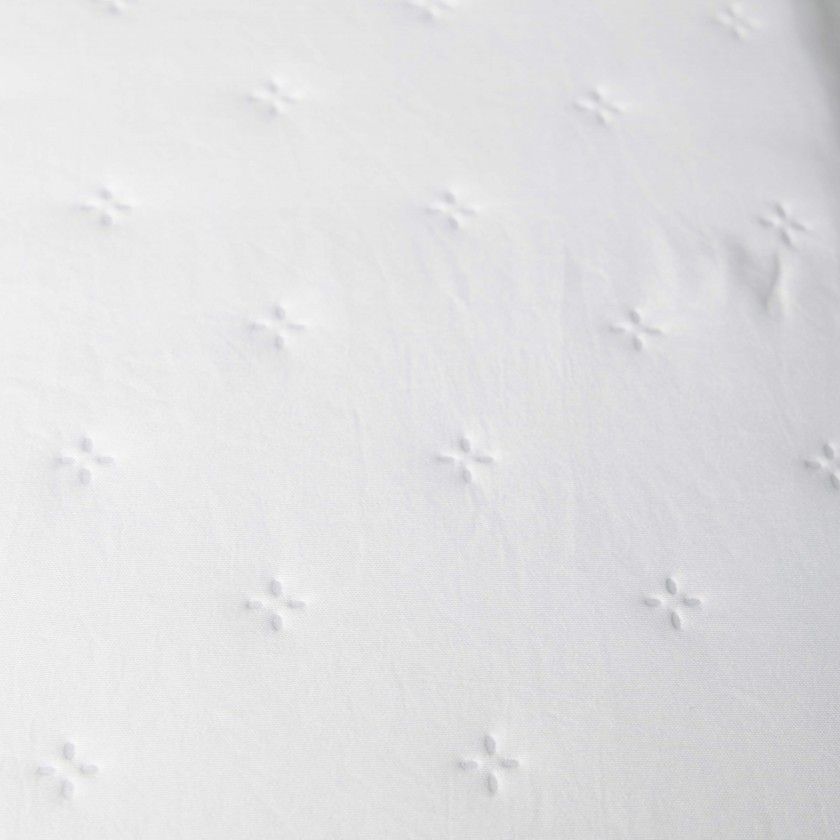 Colcha Monica Branco 180X260cm Colcha Monica Branco 180X260cm