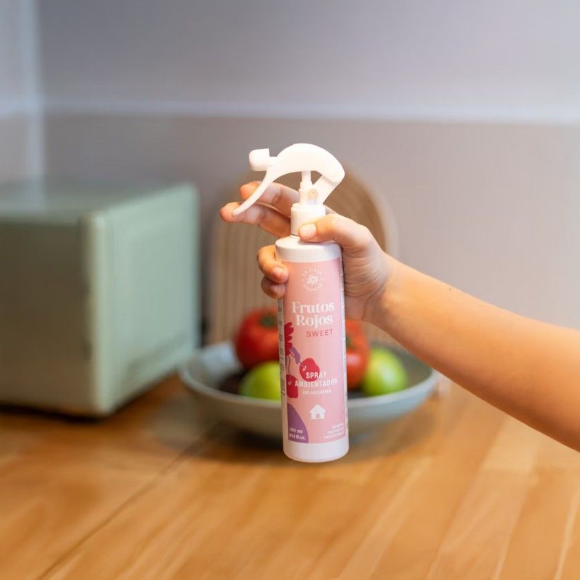 Ambientador Spray Frutos Silvestres 300ml Ambientador Spray Frutos Silvestres 300ml
