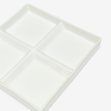 Prato 4 Compartimentos Porcelana Quadrado Branco 18.5X18.5X2cm