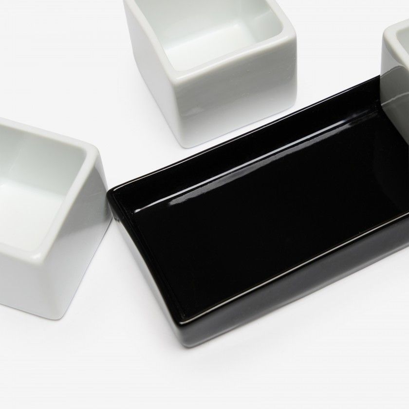 Base com 3 Taças + Colher Porcelana Ming Branco 5X5X4cm Base com 3 Taças + Colher Porcelana Ming Branco 5X5X4cm