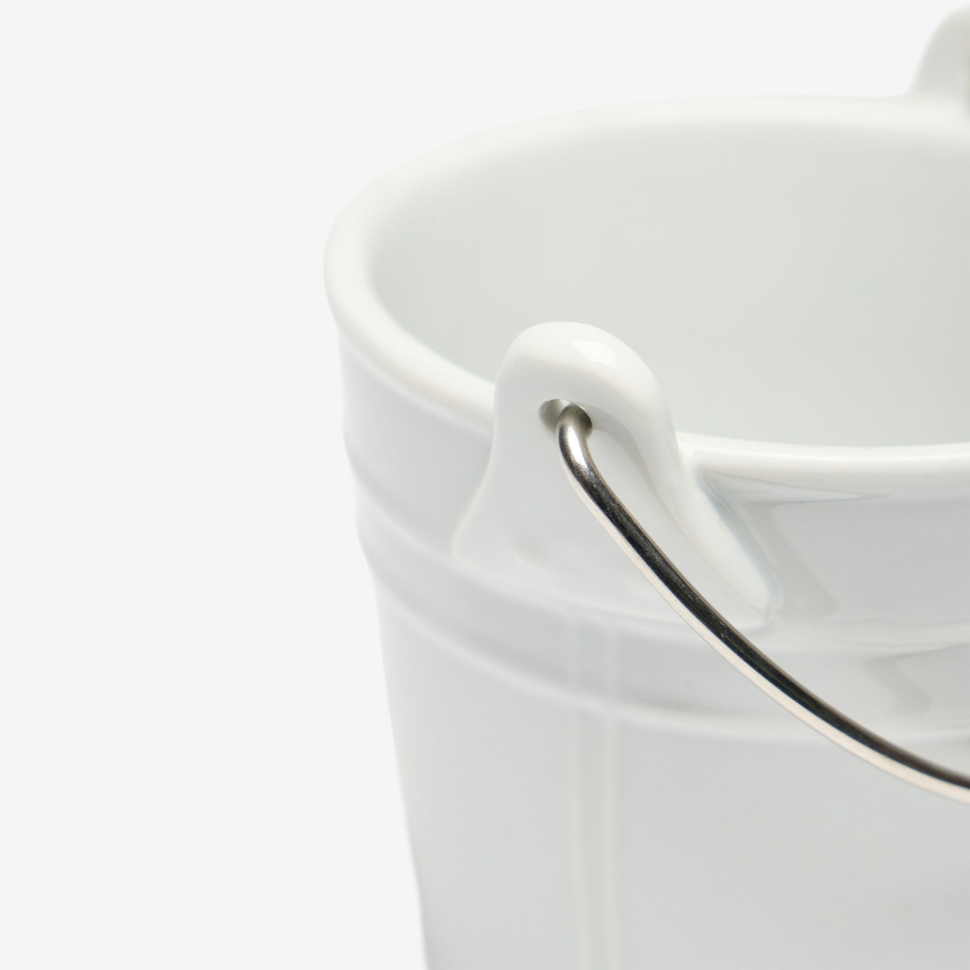 Balde com Asa Porcelana Degustacion Branco 43cl 11X10cm