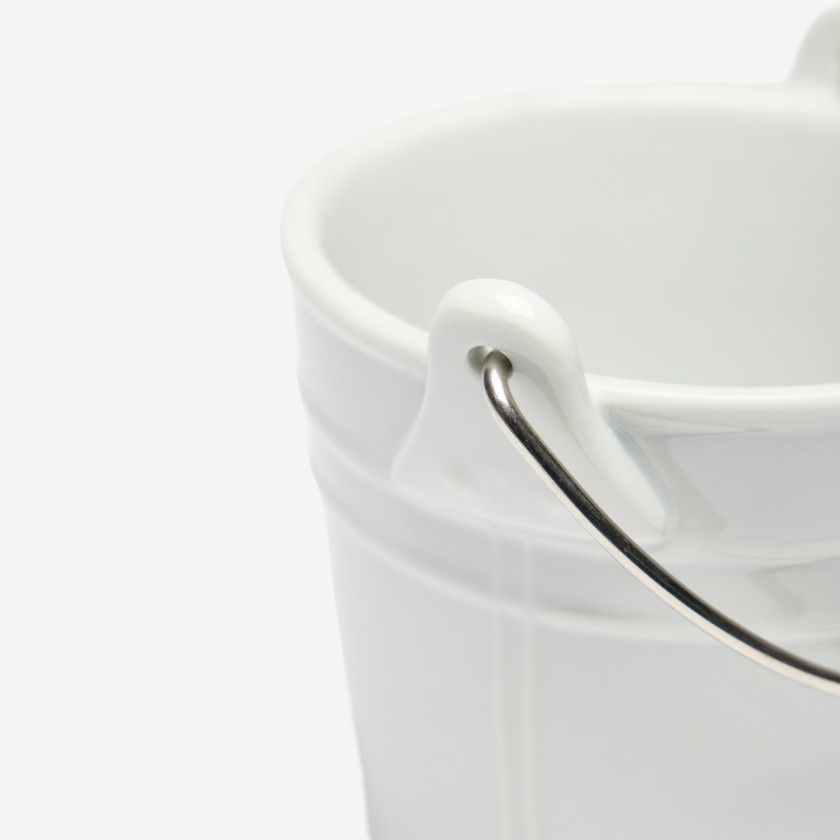 Balde com Asa Porcelana Degustacion Branco 43cl 11X10cm Balde com Asa Porcelana Degustacion Branco 43cl 11X10cm