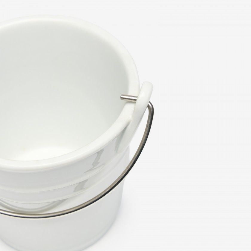 Balde com Asa Porcelana Degustacion Branco 43cl 11X10cm Balde com Asa Porcelana Degustacion Branco 43cl 11X10cm
