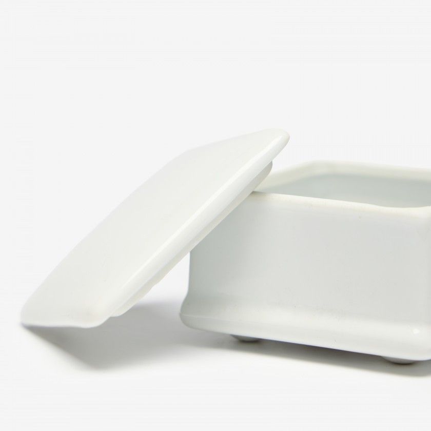 Caixa Porcelana Turismo Branco 6.5X6.5X4cm Caixa Porcelana Turismo Branco 6.5X6.5X4cm
