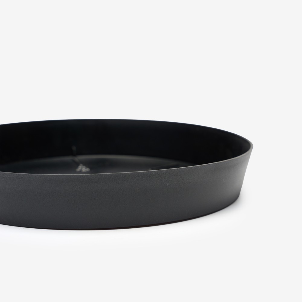 Prato Pl�stico Tes Redondo Preto �28x4.4cm