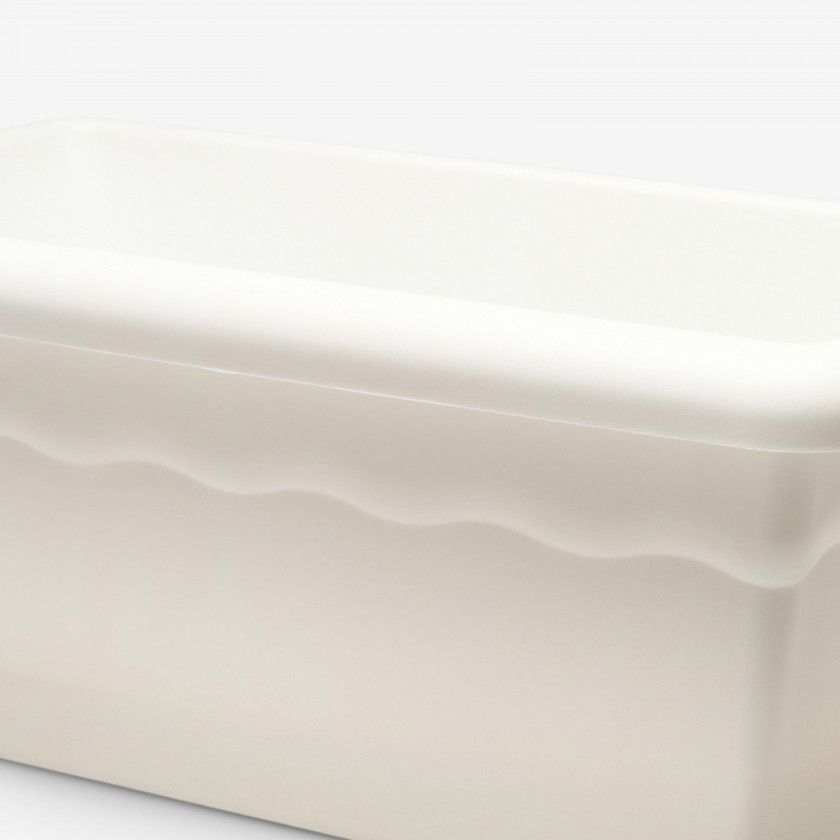 Floreira Terra Plástica Branco 50X22cm Floreira Terra Plástica Branco 50X22cm